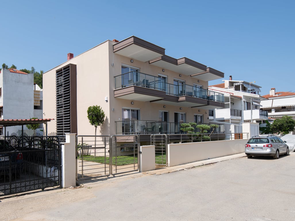 Crist Luxury Apartments