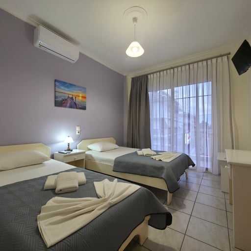 Chariclia Hotel photo 1