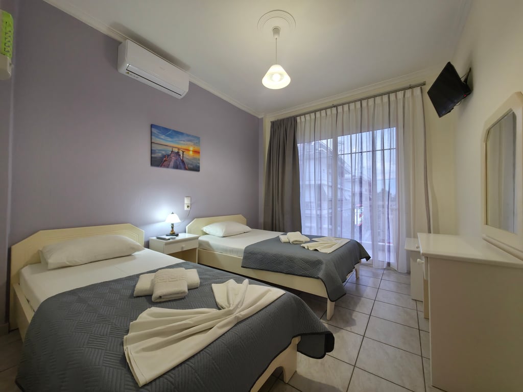 Chariclia Hotel
