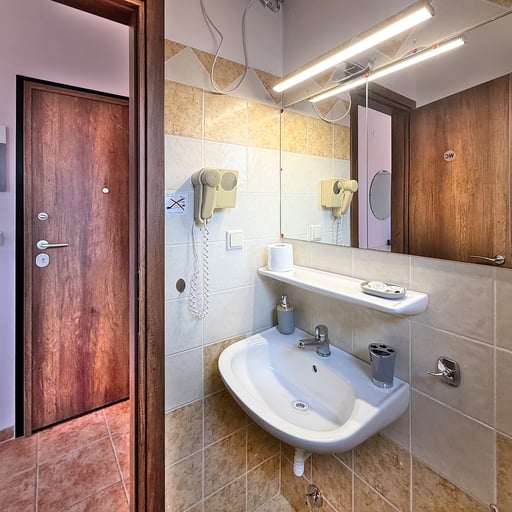 301 Triple Room photo 8