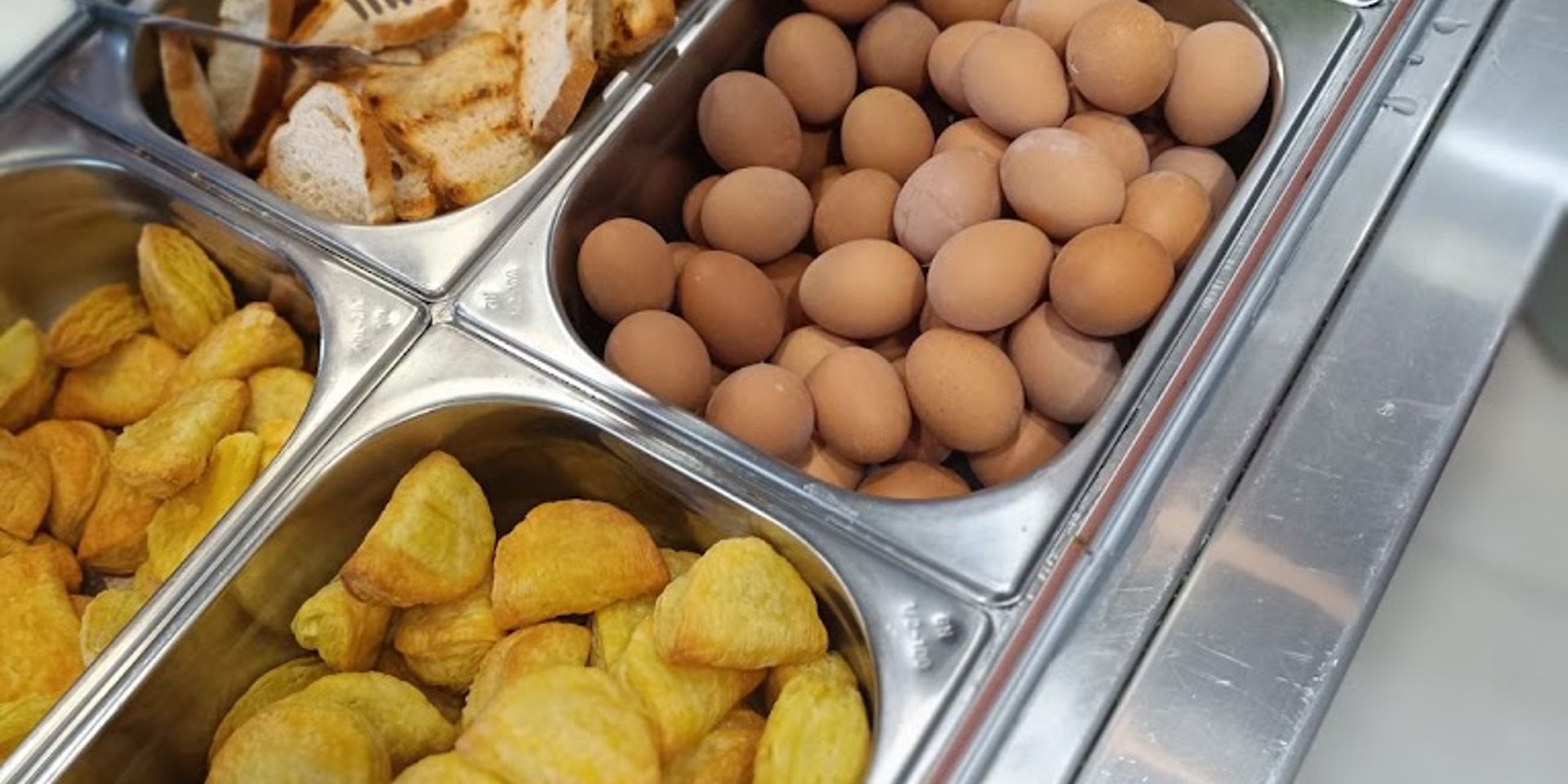 Βuffet breakfast and lunch