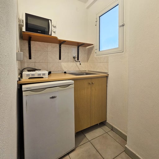 Triple Room with Street View photo 10