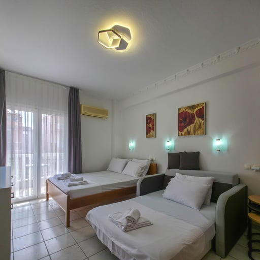 ZINON Suites by SDR photo 7