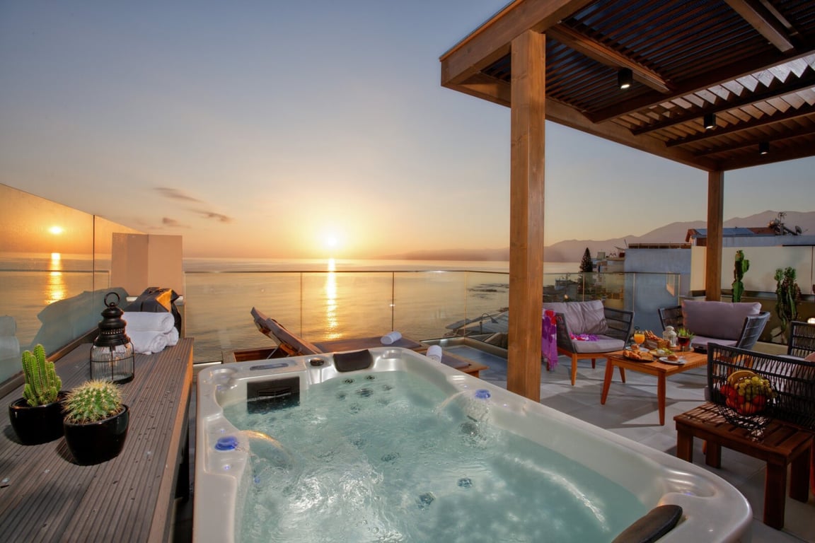 Hersonissos Beachfront Suites