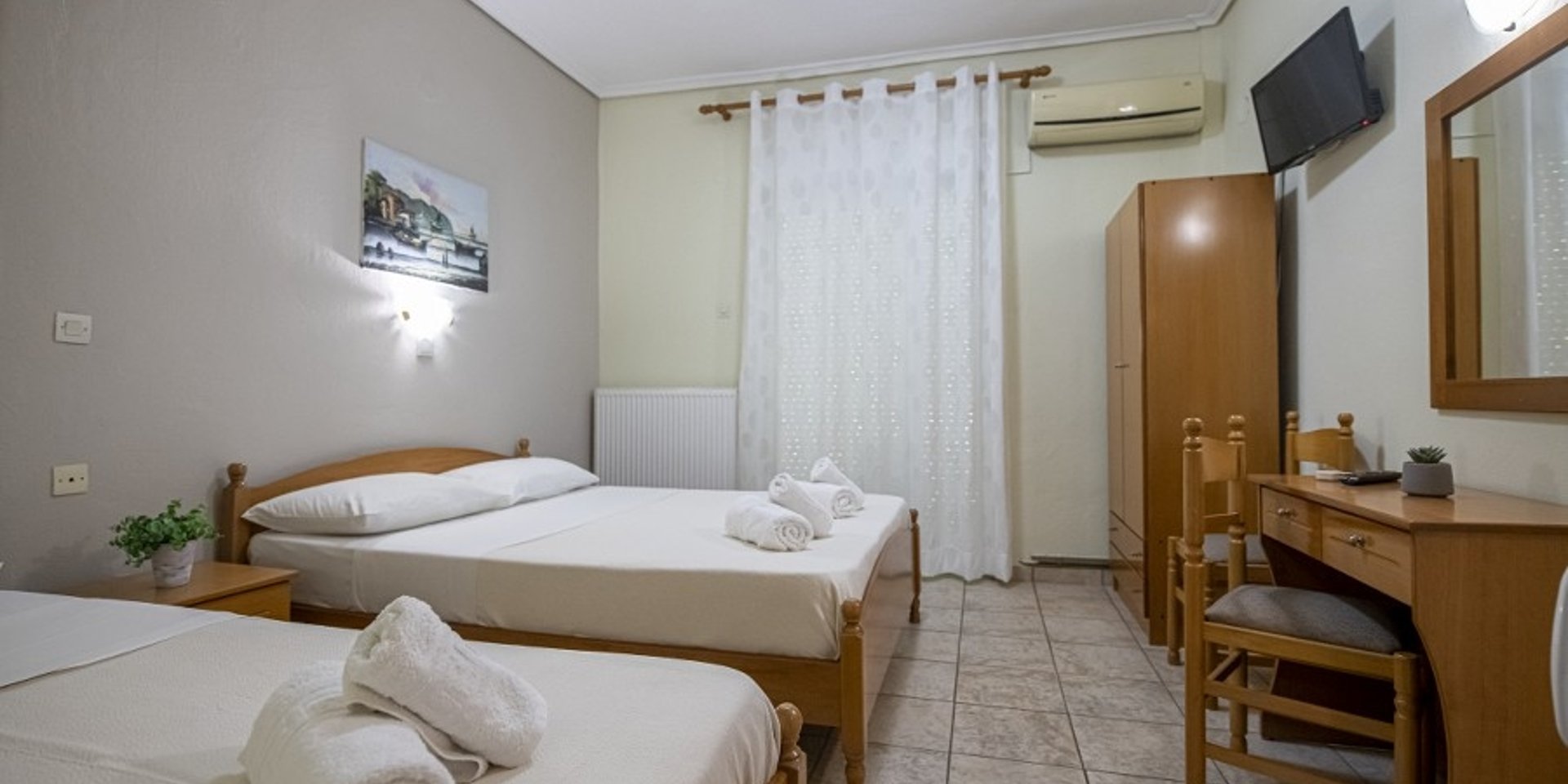 Comfort Triple Room