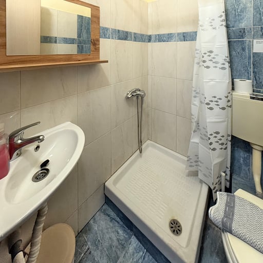 Single Room photo 14