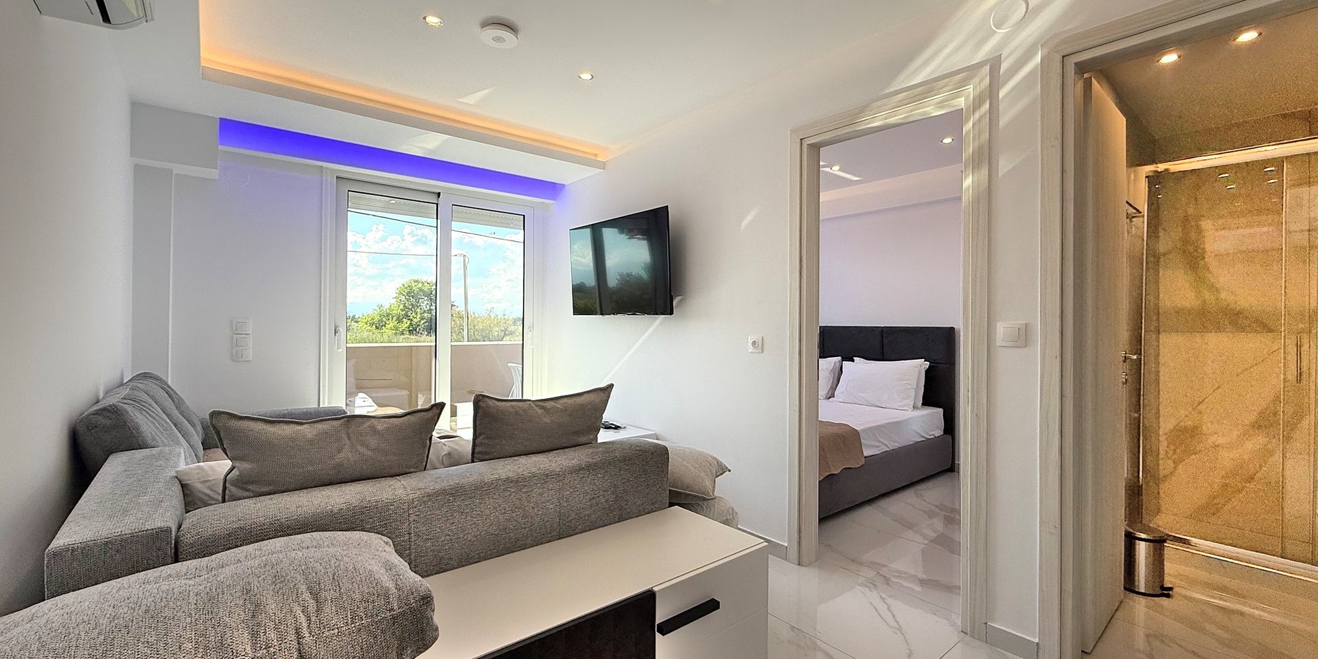 Modern Luxury & Sea Views: The Ultimate Couple's Retreat in Paralia