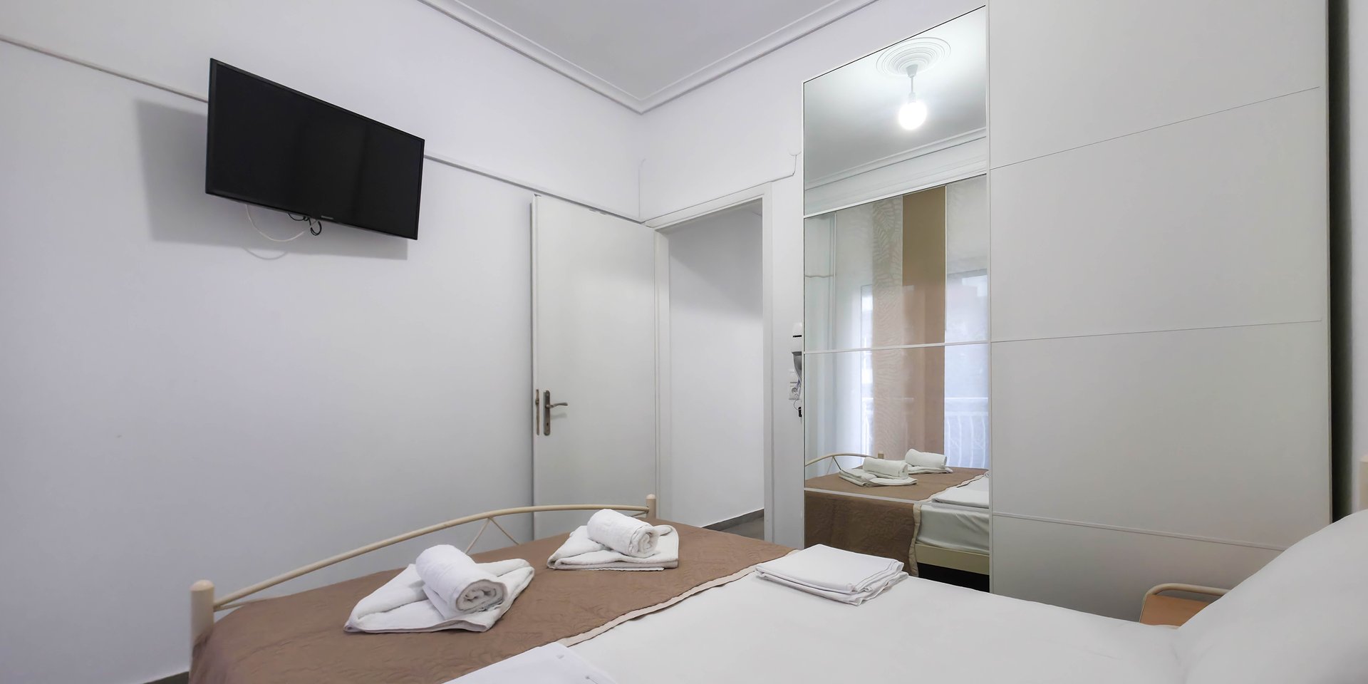 Swiss-Inspired Design & Total Comfort: Your Premium Basecamp in Paralia