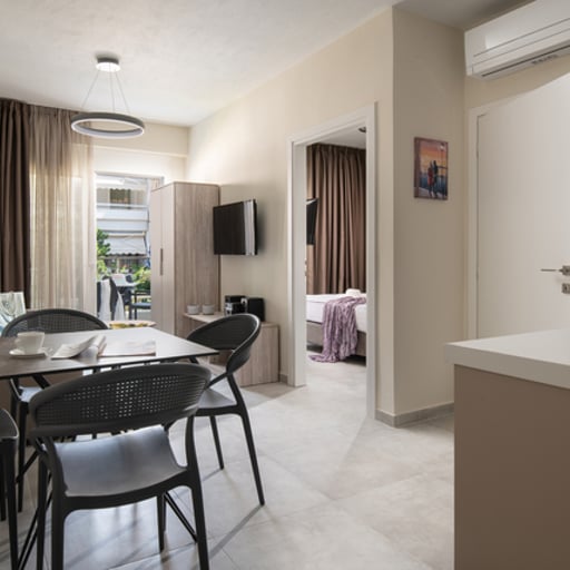 Wheelchair-friendly Deluxe Apartment photo 1