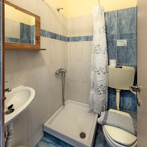 Single Room photo 15