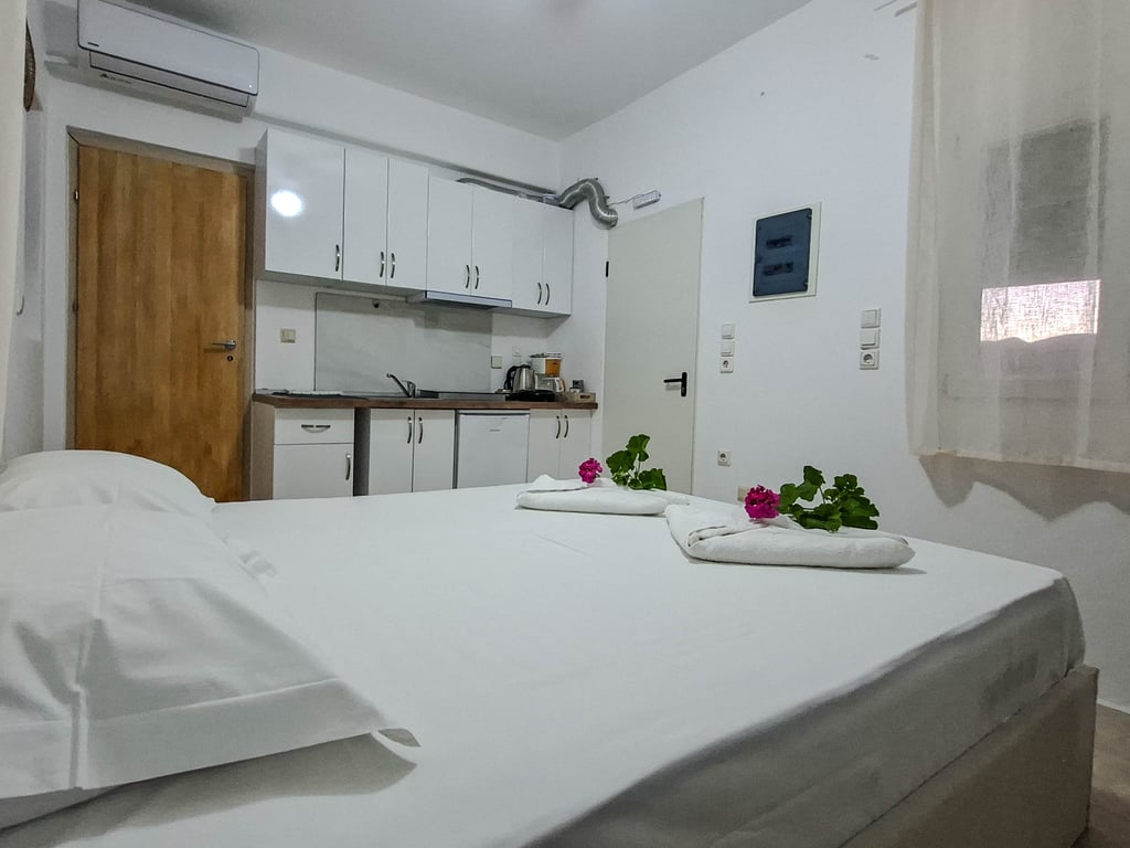 Olympio Luxury Studio Paros in Paros Paros, photo #8