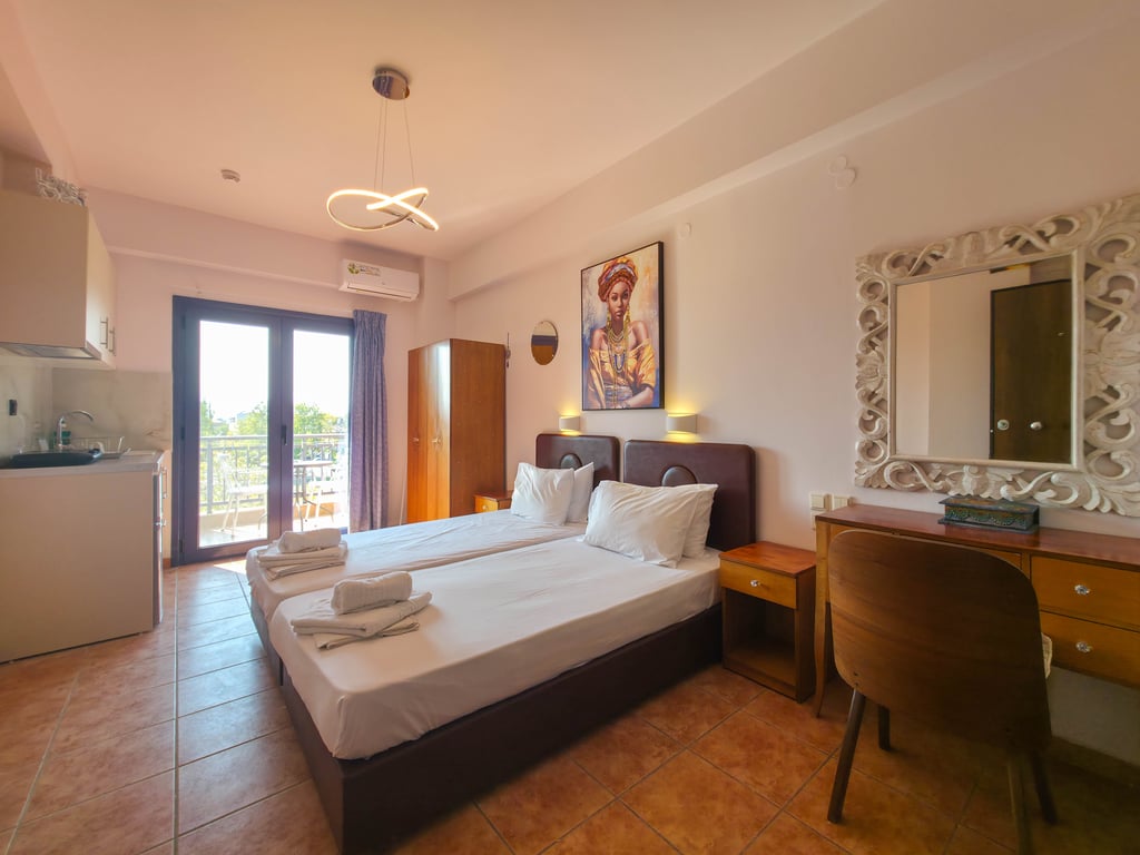 Olympic Studios by SDR: A Quiet Coastal Hub for Remote Work in Olympic Beach