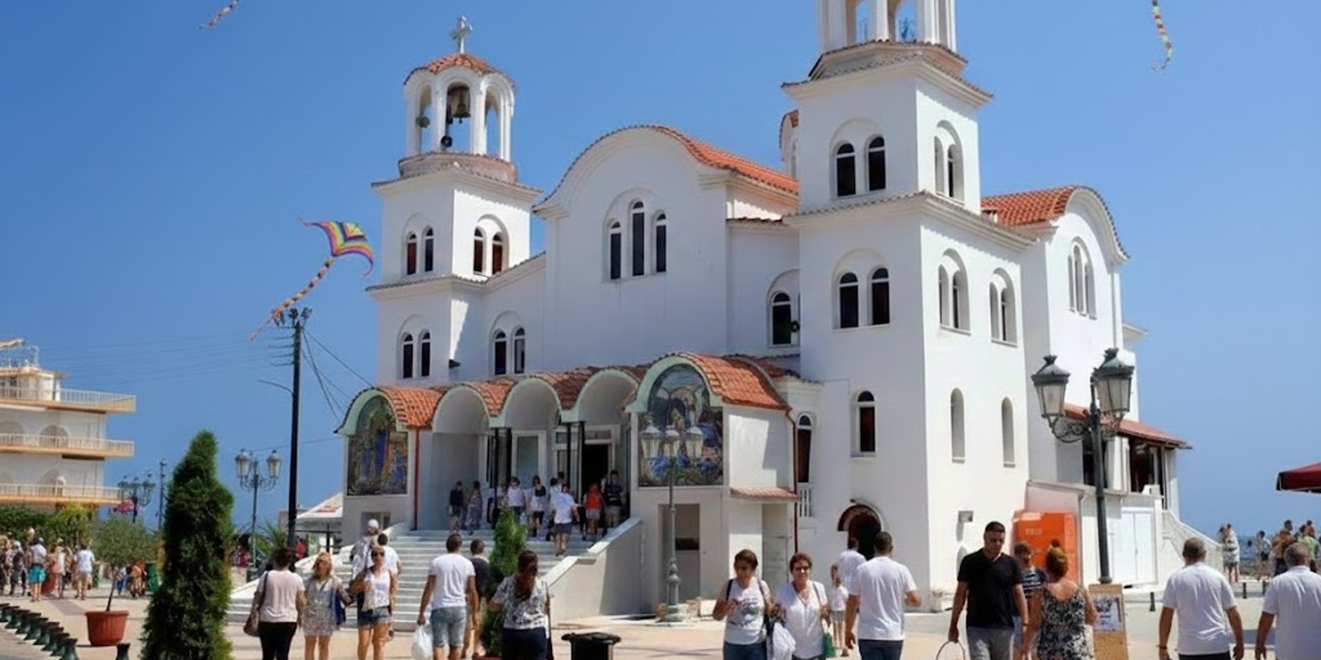 Clean Monday by the waves!