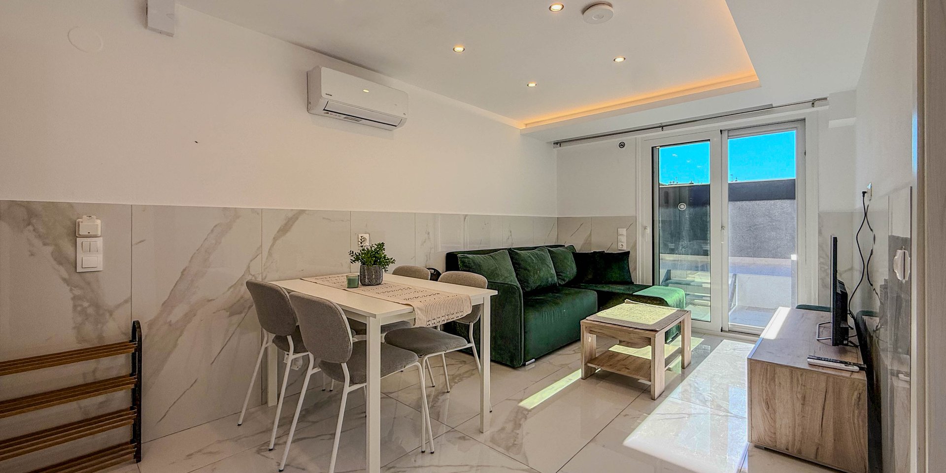 Melissa Apartments by SDR: Your Spacious and Reliable Remote Work Base