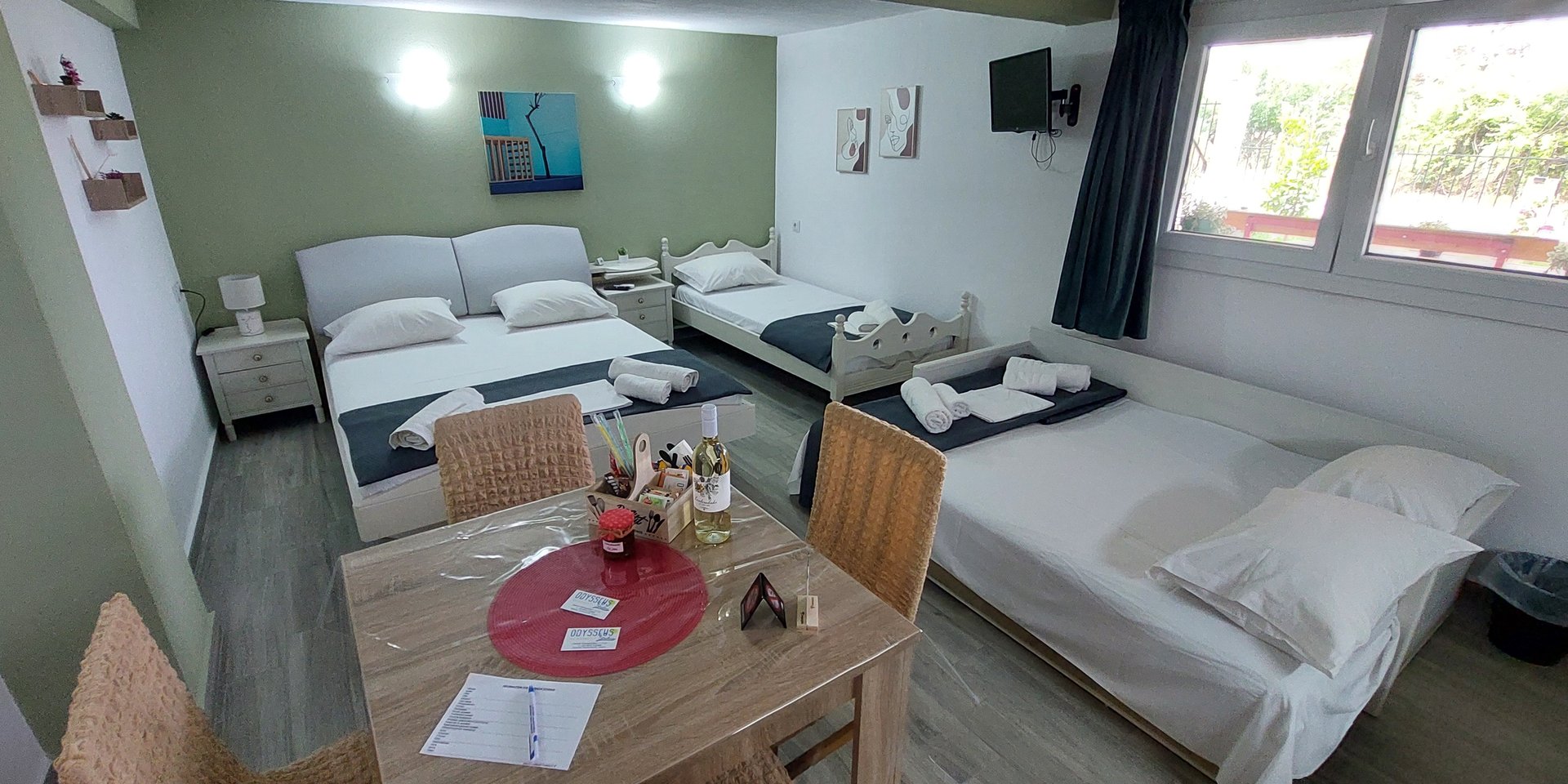 One-Bedroom Apartment