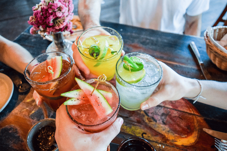 Cocktails Happy Hour