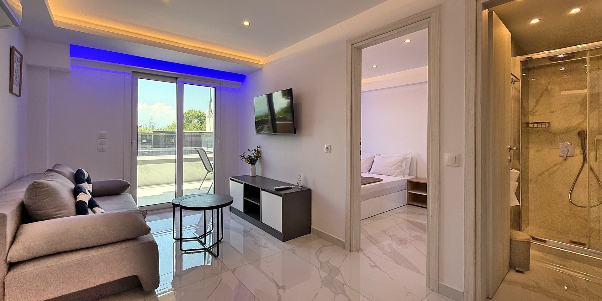 Personal touch, modern design, and the "Family-Run" trust factor.