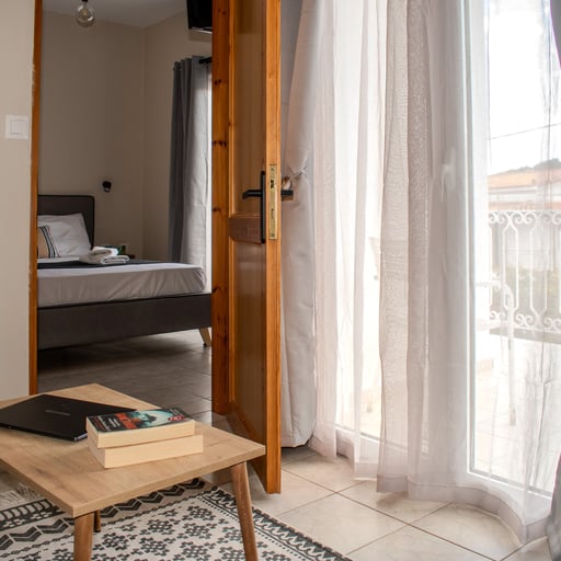 One Bedroom Apartment with balcony, 1st Floor photo 6
