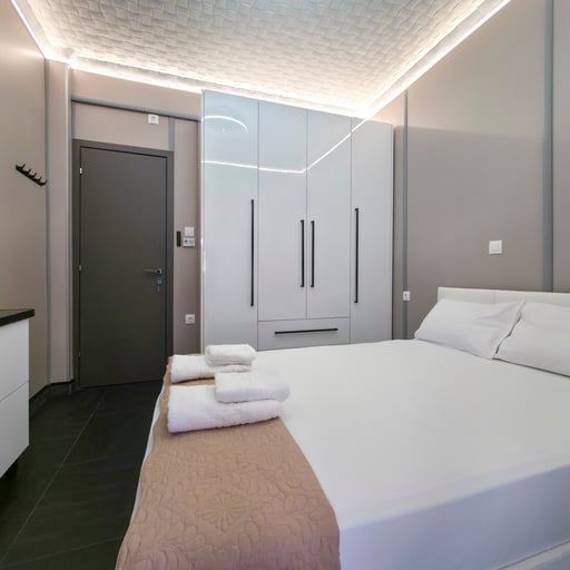 Hybrid 6D Luxury Suite by SDR photo 5