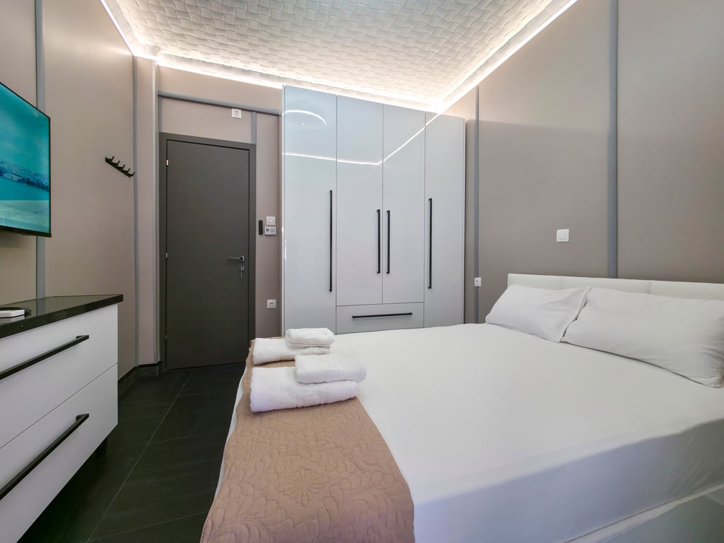 Hybrid 6D Luxury Suite by SDR