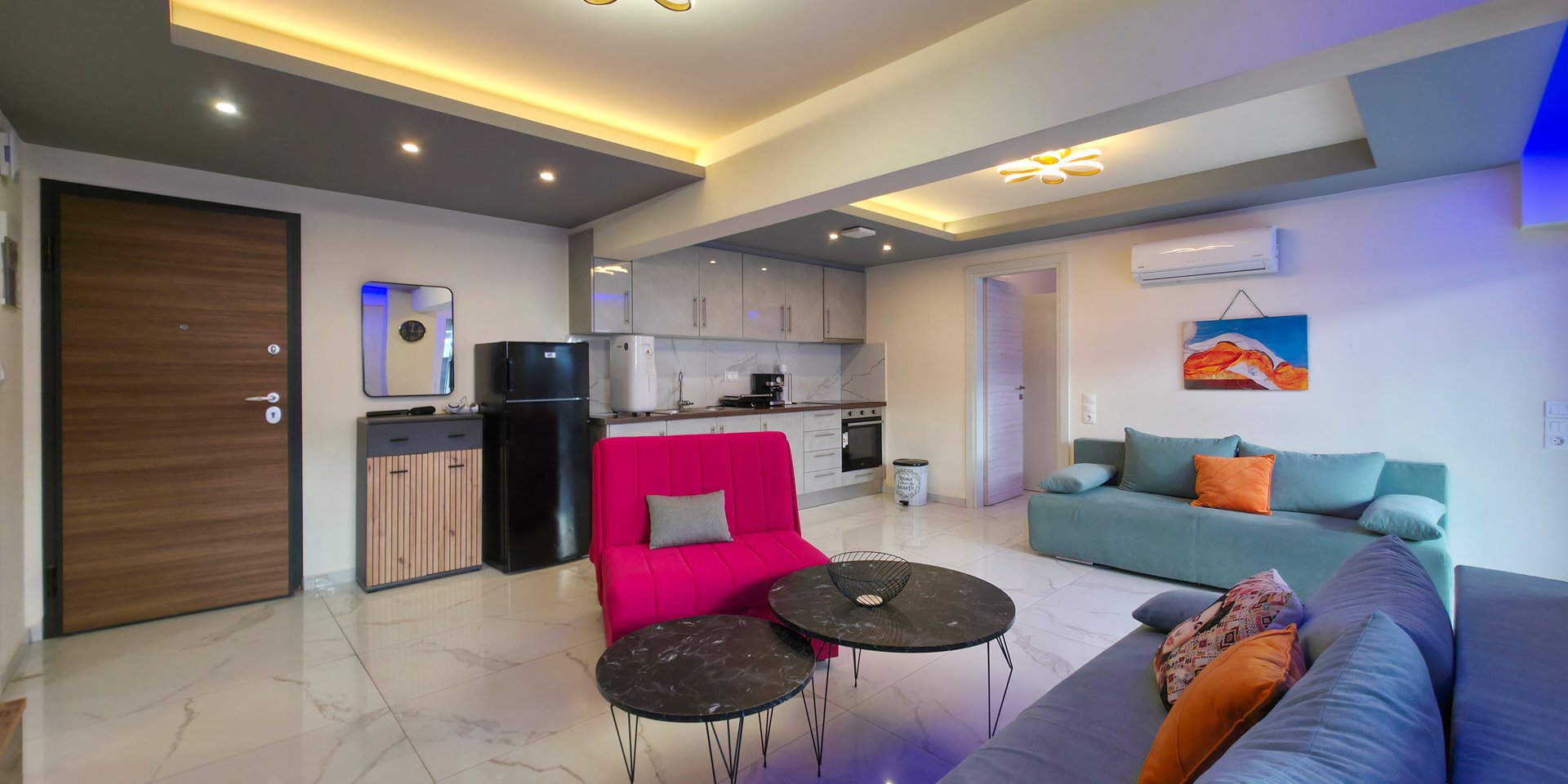 ILEKTRA Suites by SDR - Ultimate Connected Getaway in Paralia Katerini