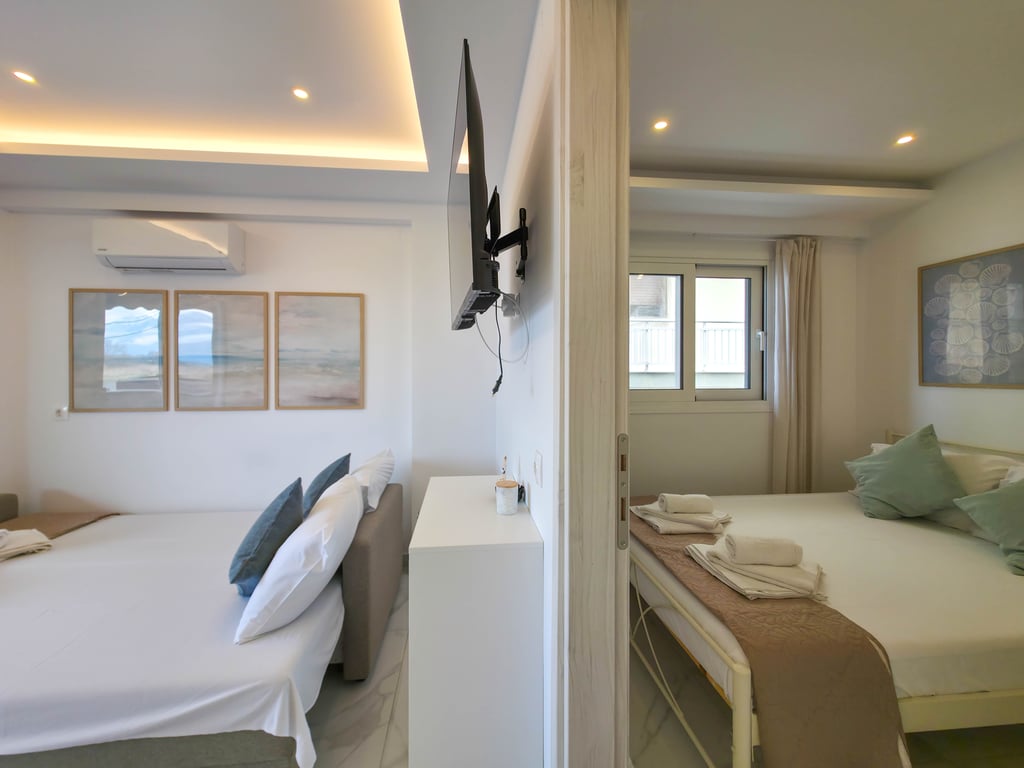 High-End Style & Mountain Views: Your Designer Escape at IFI Suites