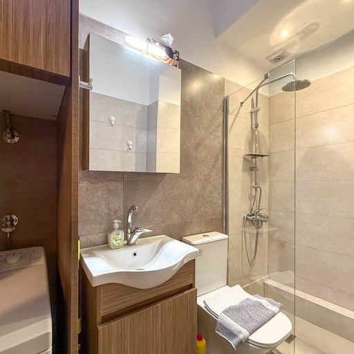 Superior Apartment photo 11