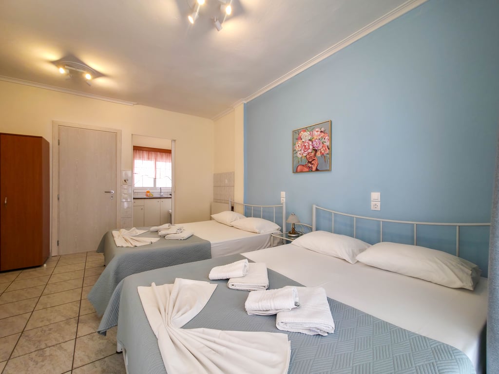 Chariclia Hotel