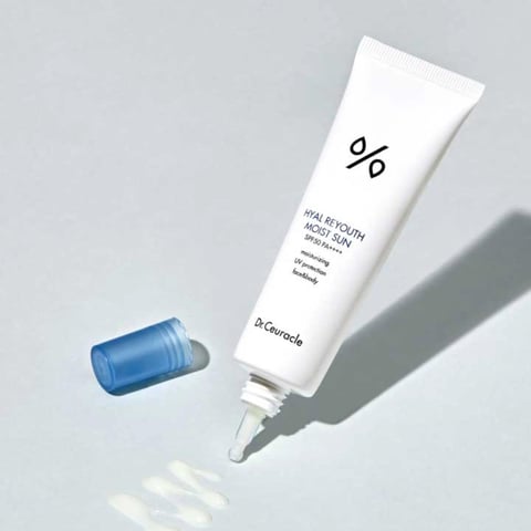Hyal Reyouth Moist Sun (SPF 50+ PA++++) - 50 ml