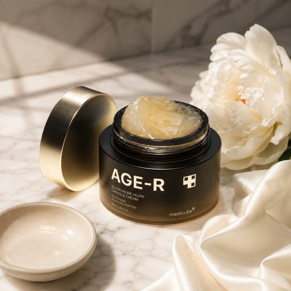 AGE-R Glutathione Glow Capsule Cream