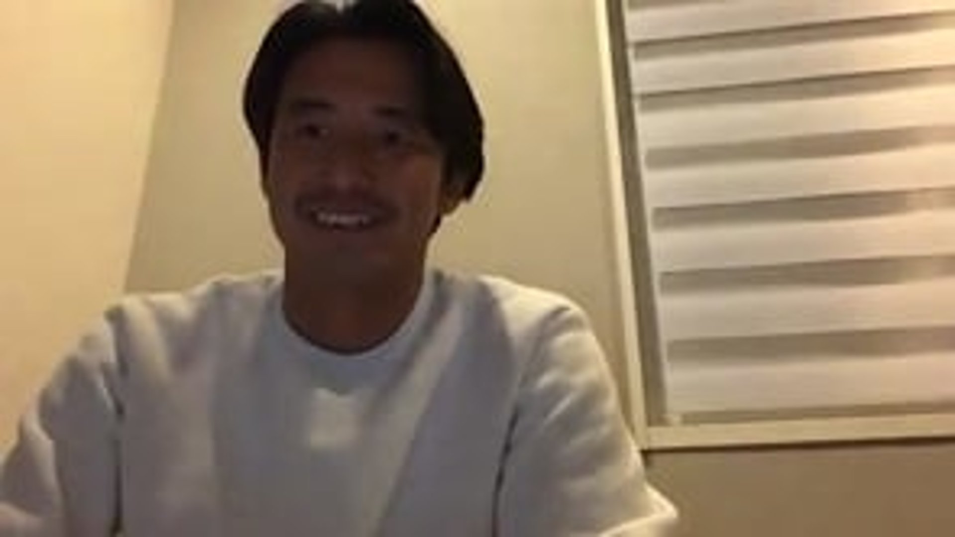 ウネリから行うテイクオフ