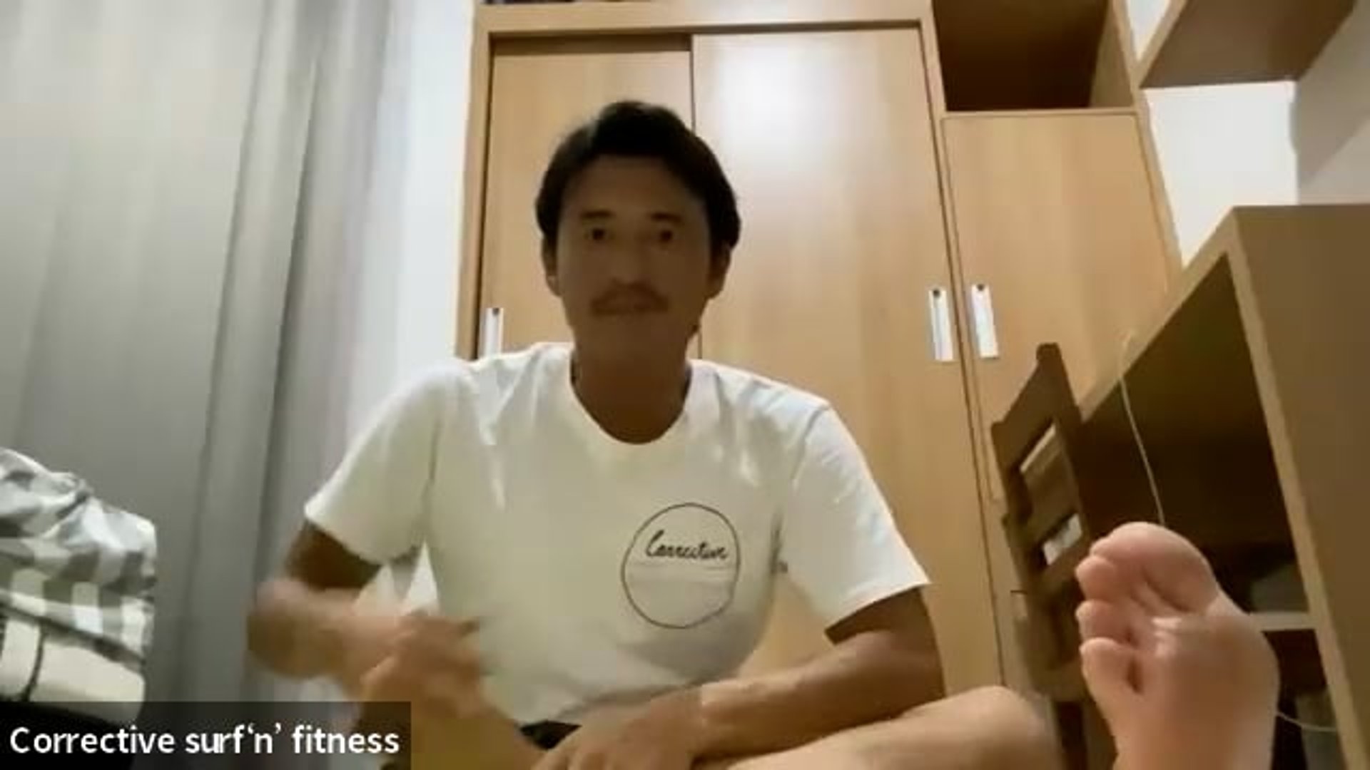 脇 祐史＞サーフトレーニング（基礎動作）