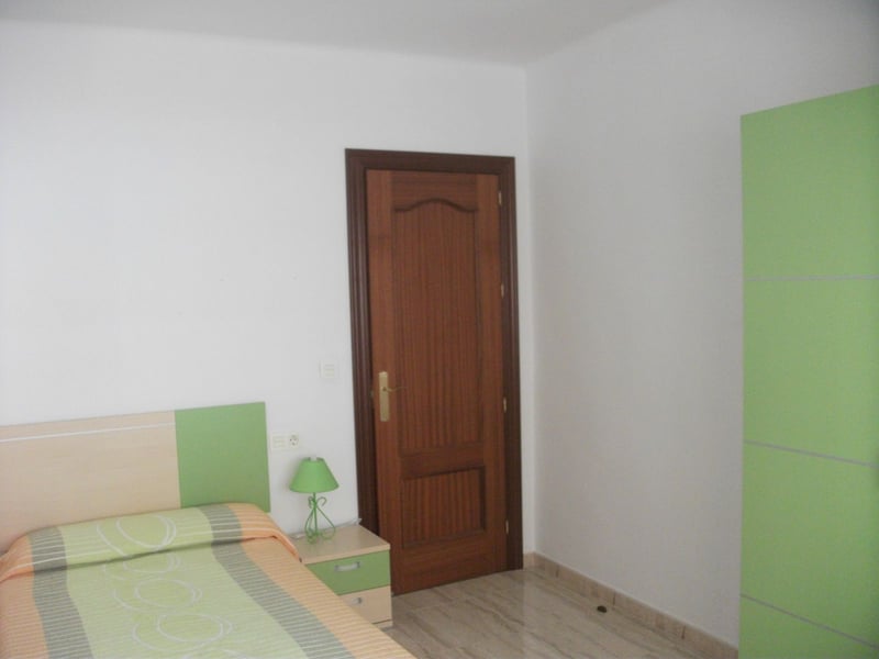 Habitación individual &middot; Chicas.  8