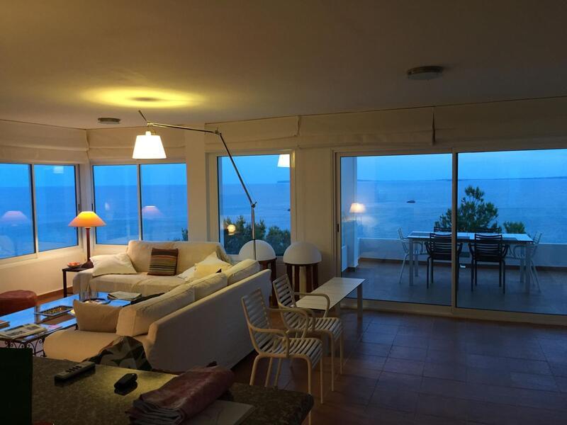 Apartment &middot; 2 bedrooms.  11