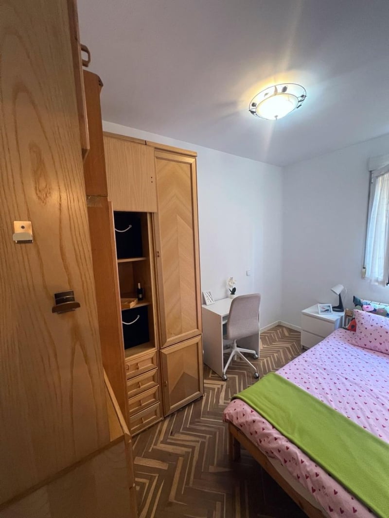 Quarto de solteiro &middot; Raparigas.  3