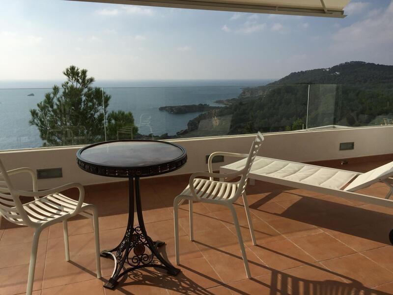 Apartment &middot; 2 bedrooms.  1