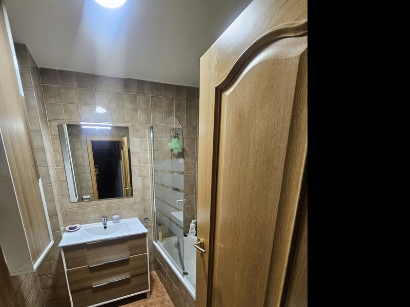 Habitación individual &middot; Baño privado.  2