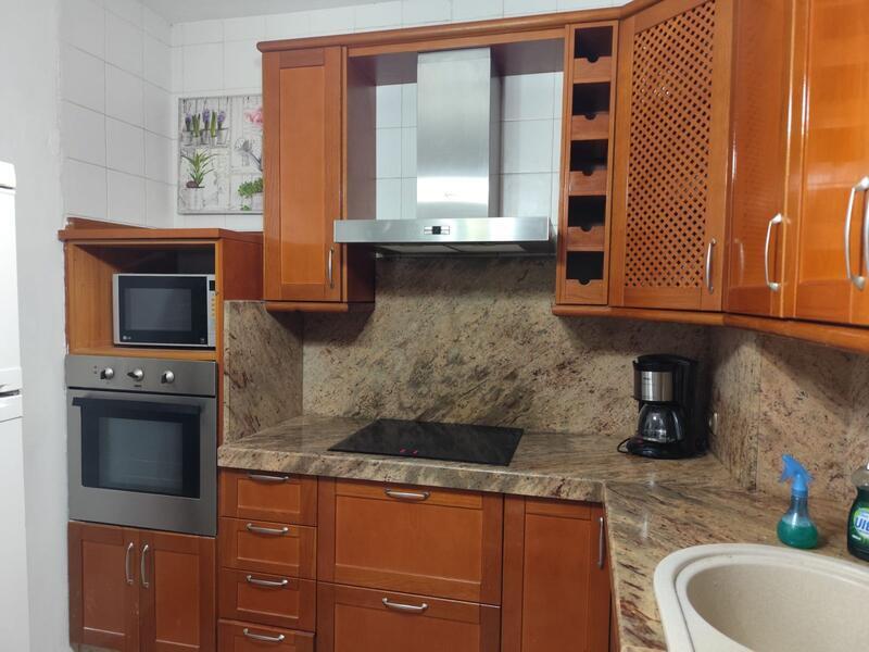 Habitación individual &middot; Baño privado.  3