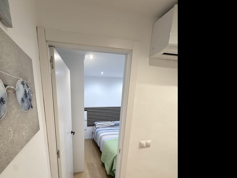 Piso &middot; 1 habitación.  8