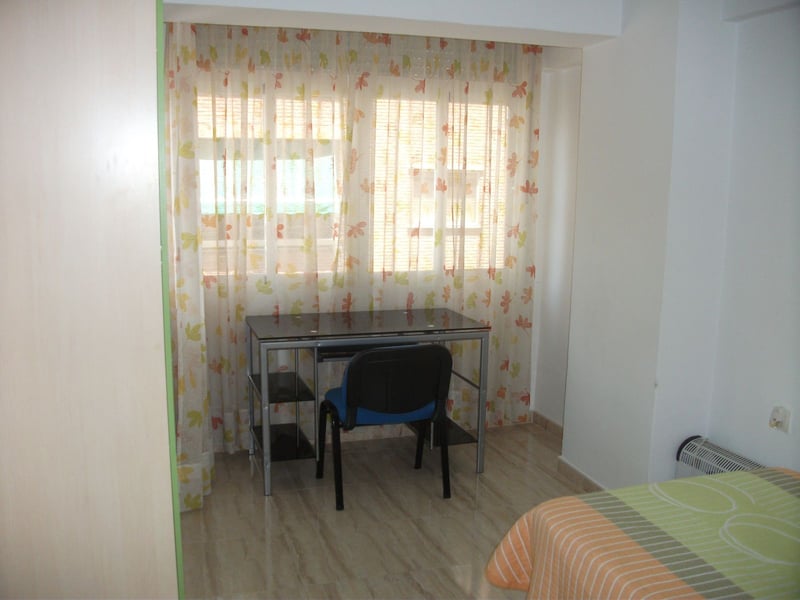 Habitación individual &middot; Chicas.  13