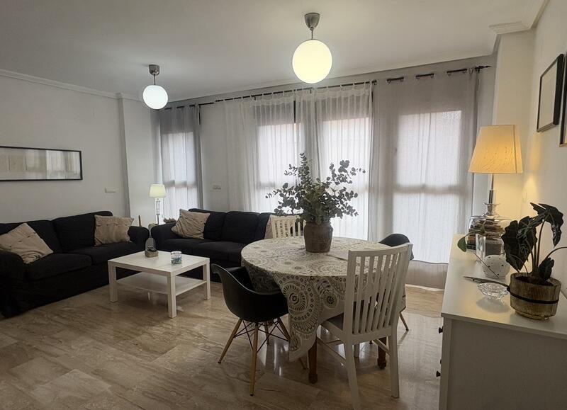 Chambre double &middot; salle de bains.  8