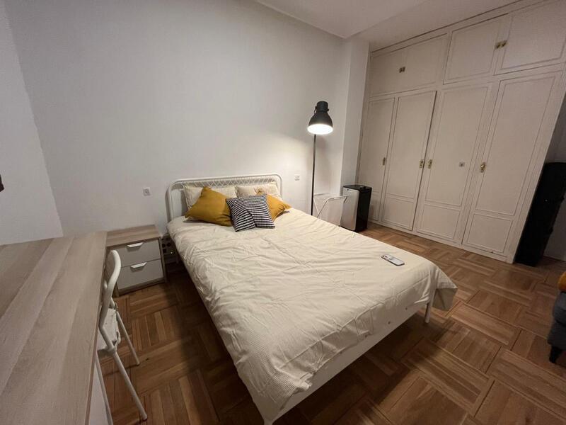 Enkele kamer.  3
