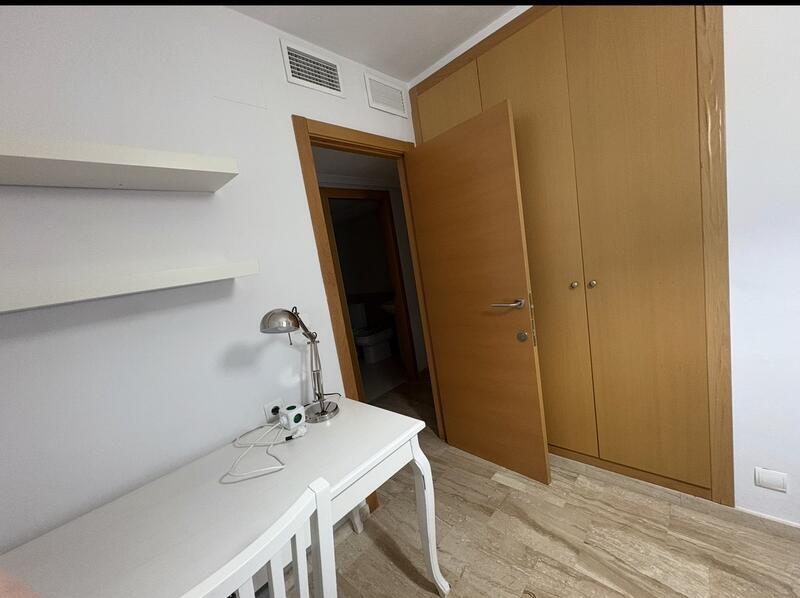 Chambre double &middot; salle de bains.  10