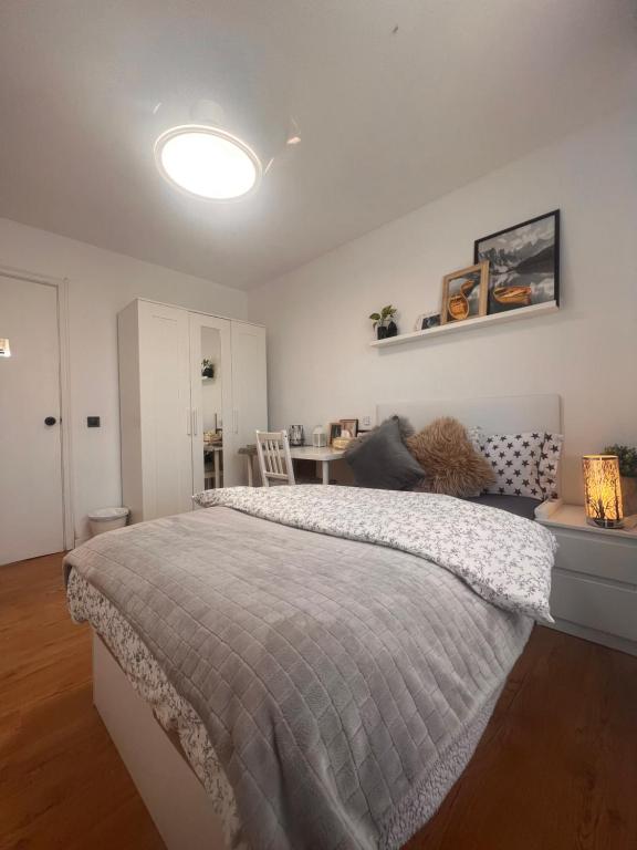 Quarto de solteiro.  6