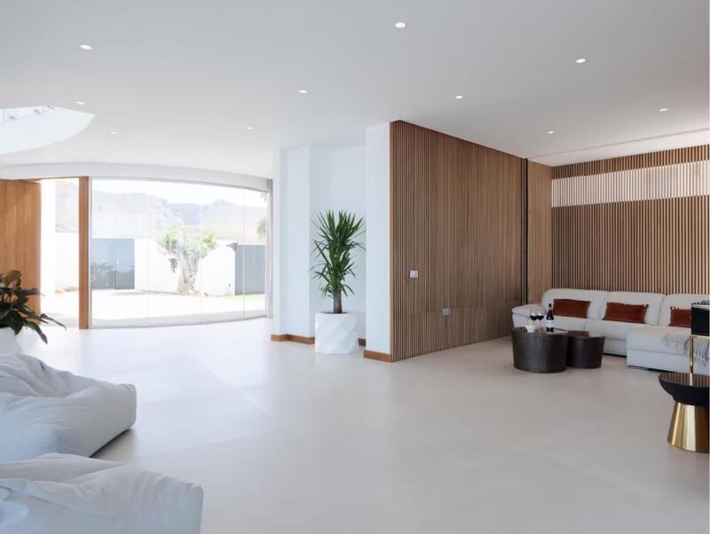 Strand hus &middot; 5 soveværelser.  14
