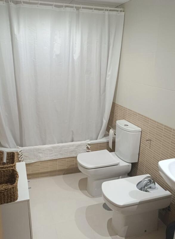 Chambre double &middot; salle de bains.  19