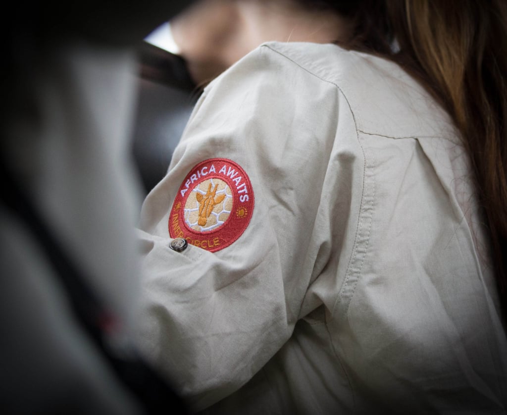 2 - safari shirt logo