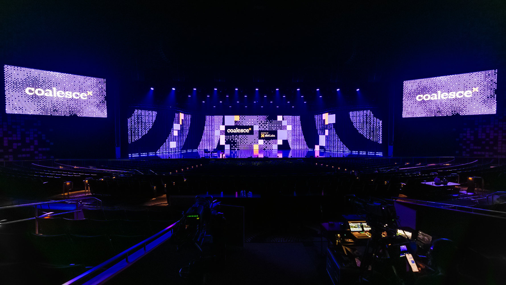 Large conference staging and attendee experience