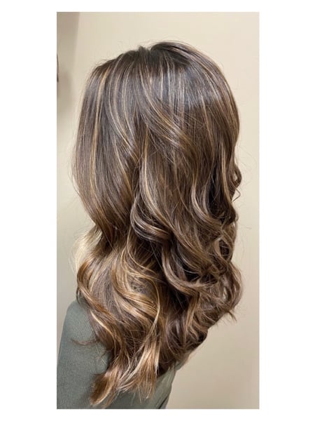 Image of  Women's Hair, Blowout, Color, Balayage, Brunette, Foilayage