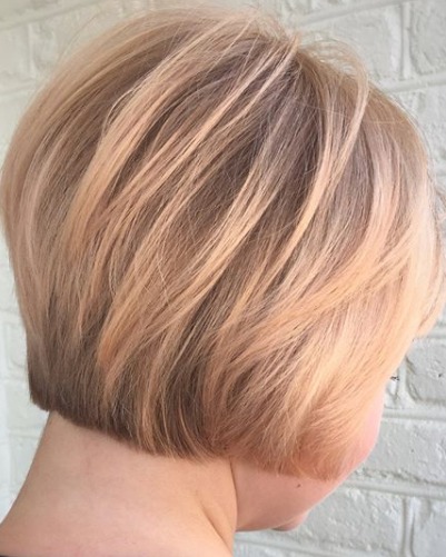 Image of  Women's Hair, Blonde, Hair Color, Full Color, Short Hair (Ear Length), Hair Length , Blunt (Women's Haircut), Haircut , Bob